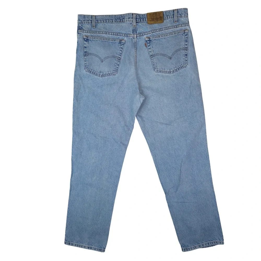 Levis 540 Relaxed Fit Jeans Men 39x32 Blue Tapered Leg Brown Tab 90s Vintage USA